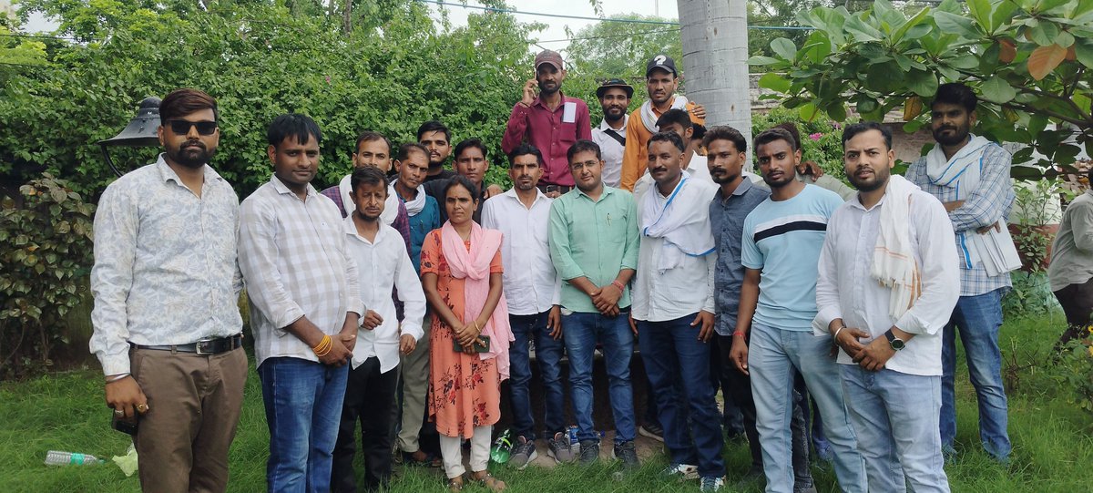 YMSSRAJASTHAN's tweet photo. इस सरकार को केवल धर्म ही दिखाना हैं, धर्म के नाम से जनता का रोजगार घटाना है।
#जस्टिस_फॉर_युवा_मित्र
@narendramodi @BhajanlalBjp
@Cockroachisback  @AshutoshRanka @ashokgehlot51 @BJP4Rajasthan https://t.co/RXIqGtzOLG