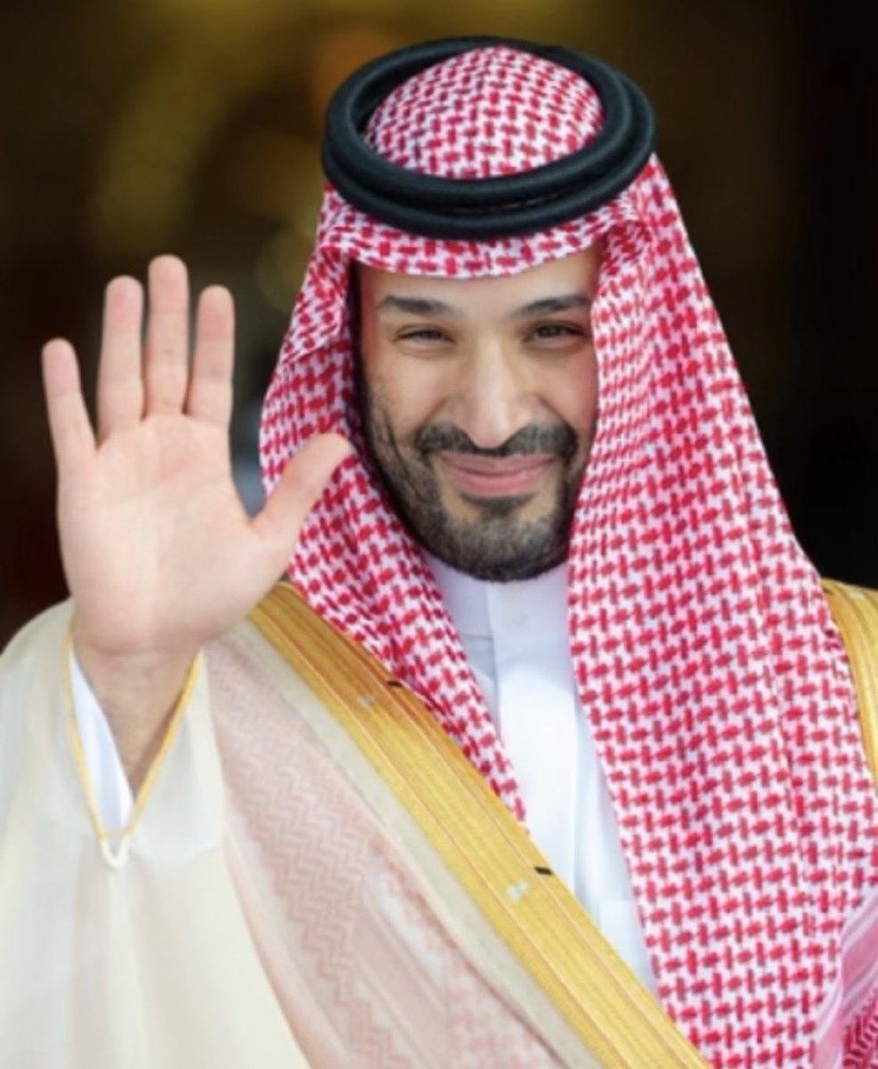 haririyaSaad's tweet photo. الأمير محمد بن سلمان لديكم لا خوف عليكم ..💚
رجل السلام  ومصدر القرارات وزعيم الشرق الأوسط ....كاسر خشوم ورؤوس الحاقدين والكارهين  وسيبقى ..! 
حفظك الله ❤️❤️🇸🇦🇸🇦 https://t.co/4OluuWBxzo