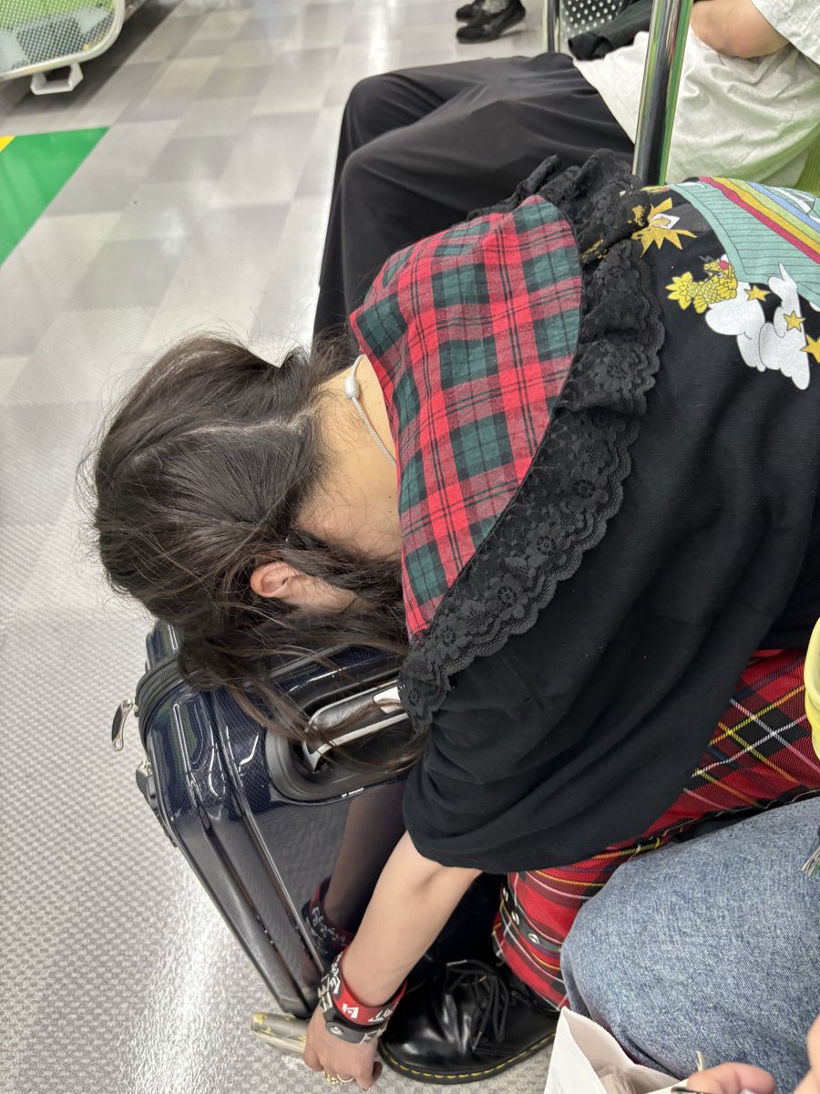 ホシムク tweet media