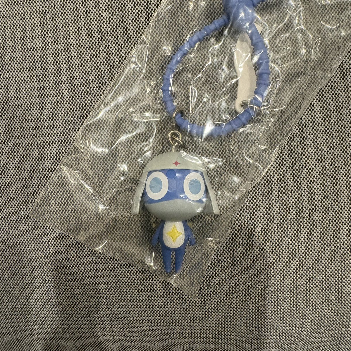 BpuoKx's tweet photo. ケロロ軍曹 カラフルマルチチャーム ガチャガチャ 交換

【譲】ドロロ

【求】定価+送料（140円）

コンプできたため、
ダブったドロロお譲りします。
お気軽にお声がけください🌸 https://t.co/SbYH5dhcJa
