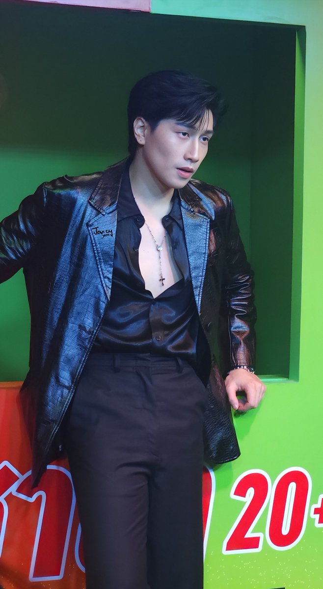 janesps2's tweet photo. ใจไม่ดีเลยค่ะ 🫠

SMIRNOFF PARTY NIGHT WITH BIBLE
#สเมอร์ชาซ่าxBible https://t.co/yEcqSC1yBU
