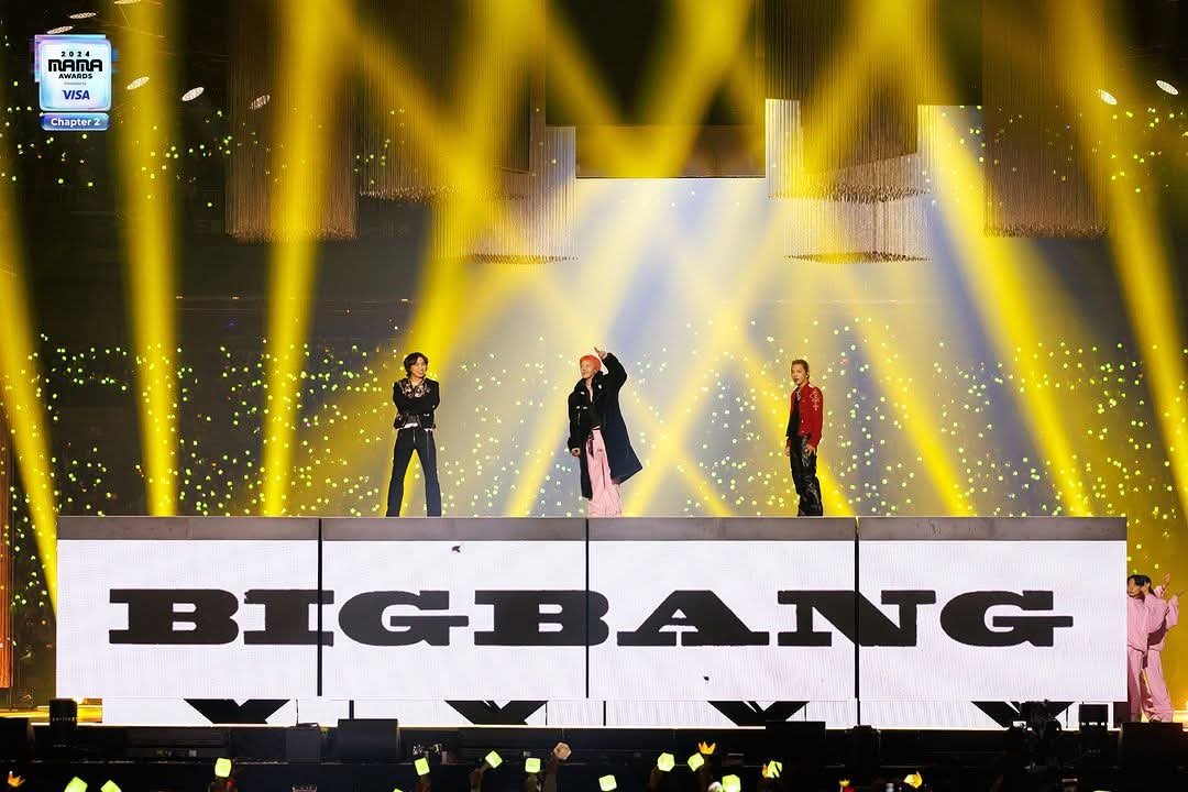 gdontop_th's tweet photo. [News] เดือนสิงหาคม..ศึกของบอยแบนด์ระดับท็อป!

มีรายงานว่า BIGBANG จะปล่อยเพลงใหม่ในวันที่ 19 สิงหาคม ซึ่งตรงกับวันครบรอบเดบิวต์ 20 ปี นับเป็นการปล่อยเพลงใหม่ในรอบ 4 ปี หลังจากเพลง Still Life ปี 2022

วงอื่นเดือดจริง แต่วงเรายังถ่าย MV ไม่เสร็จเลย 555

🔗 https://t.co/zGGzG0gmsP https://t.co/YlyVscInSJ