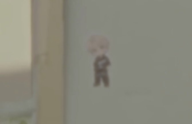jungwooyaO219's tweet photo. 재현이가 열심히 정우가 붙어져 있는 냉장고를 옮김 삐그덕 정우 같은데? ㅋㅋㅋ ㄱㅇㅇ https://t.co/wL5e0ENoY1