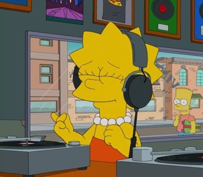 georgeszzn's tweet photo. Having a partner who has the same music taste as U >>>> https://t.co/Tw7PlzFX2F