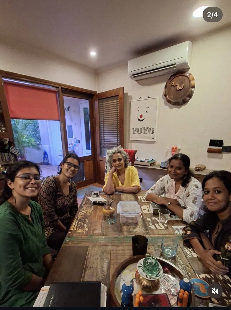 VijayGajeraO's tweet photo. Professional protesters with their master!

PS: This is today's photo! https://t.co/W0H3dRi5I4