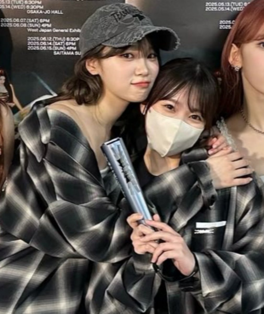 kimkkangzi's tweet photo. 김채원 180💕 https://t.co/fsdTnaUd99