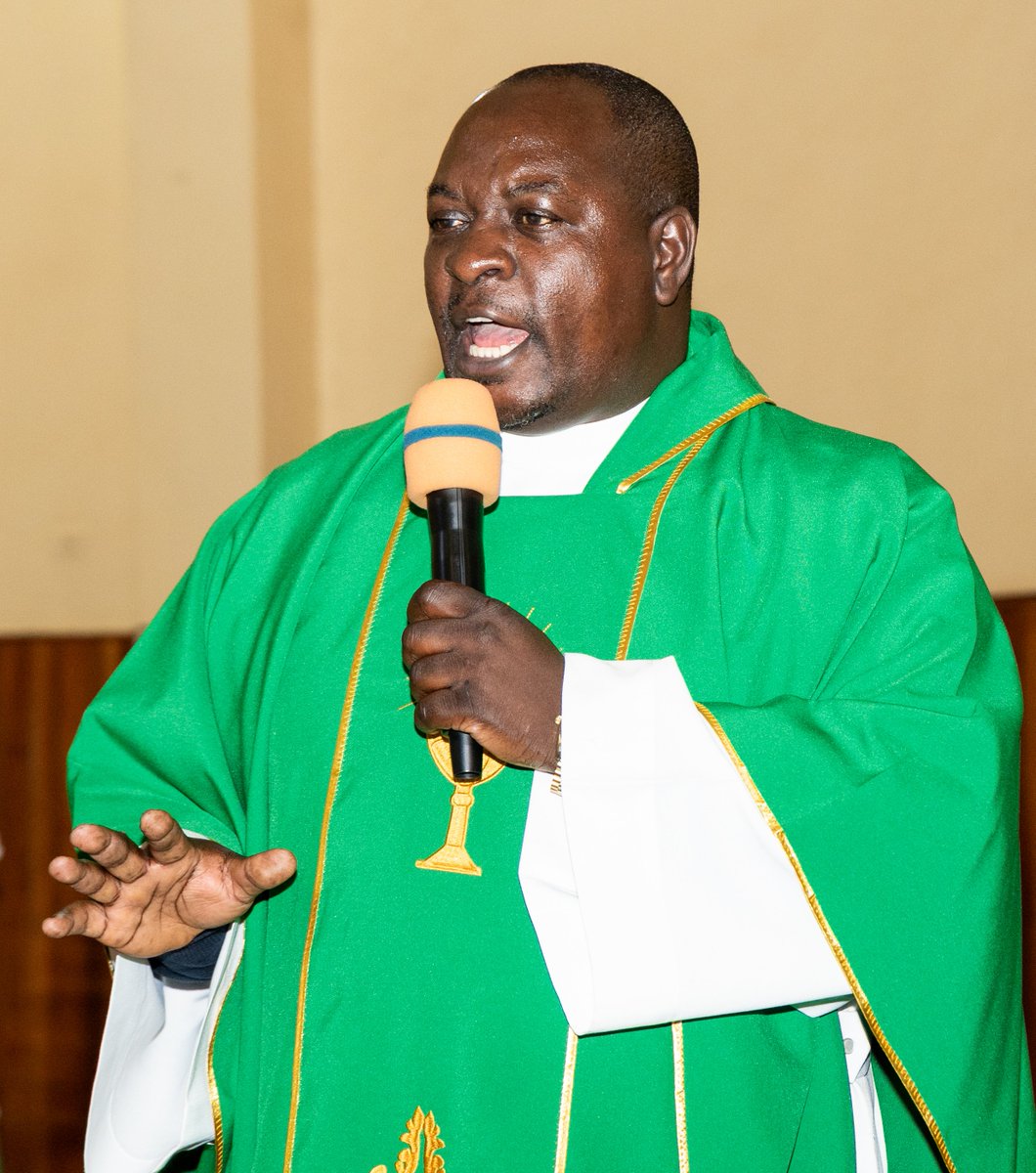 gk_ruku's tweet photo. ST. JOSEPH CATHEDRAL CATHOLIC CHURCH, MERU TOWN, NORTH IMENTI, MERU COUNTY 

It was such a blissful and powerful Sunday mass as I joined the faithful of St. Joseph Cathedral Catholic Church, Meru Town, Meru County for worship and prayers for Kenyans and our nation. 

I rallied the residents of Meru County to come together and support the government of H.E President William Samoei Ruto and the Deputy President H.E Kithure Kindiki as they work together to serve our country. 

The people of Mt. Kenya East will not join those who perpetuate the culture of betrayal, even when the same people do not reciprocate support after 60 years.