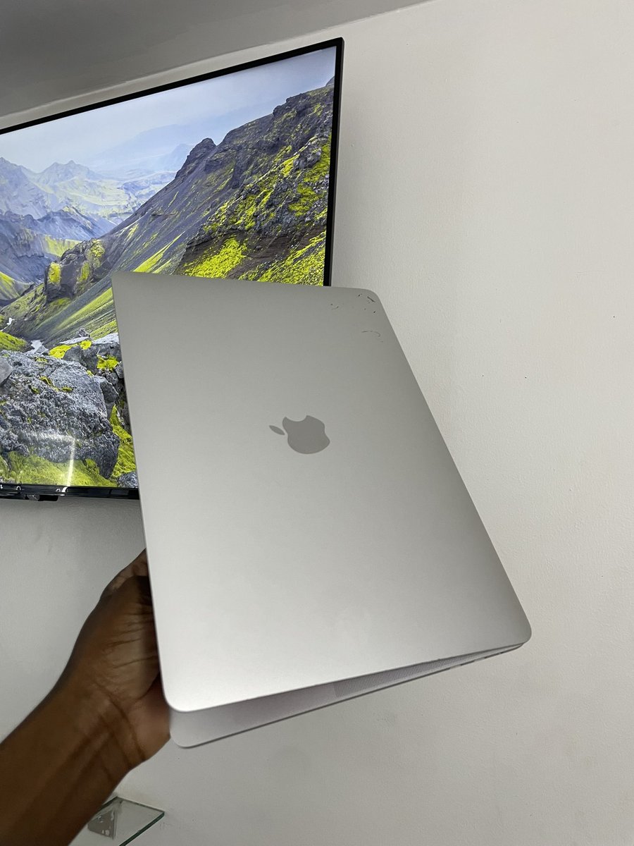 miatotech's tweet photo. 🎉 MIATO New Month Super Deal! 🎉

💻 MacBook Pro 2017 (Non-Touch Bar)

⚡ Intel® Core™ i5 Processor
🧠 8GB RAM
💾 256GB SSD
🖥️ 13.3” Retina Display
🍎 macOS Pre-Installed & Ready to Use
🔋 Sleek, Fast & Perfect for Work, School, and Everyday Use

💥 NEW MONTH OFFER – ONLY KES 37,999! 💥

🎒 FREE Laptop Bag Included!
🚚 Countrywide Delivery Available

📞 Call/WhatsApp: 0701 846 097
🌐 https://t.co/JzJEmHcA9X