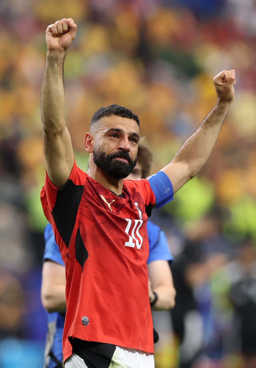 Megaparitr_2's tweet photo. 🗣 Ertuğrul Doğan: Dün söyledim, Mohamed Salah ile şu anda herhangi bir anlaşmamız yok.
#22bet #betwinner https://t.co/idvorwMfHv