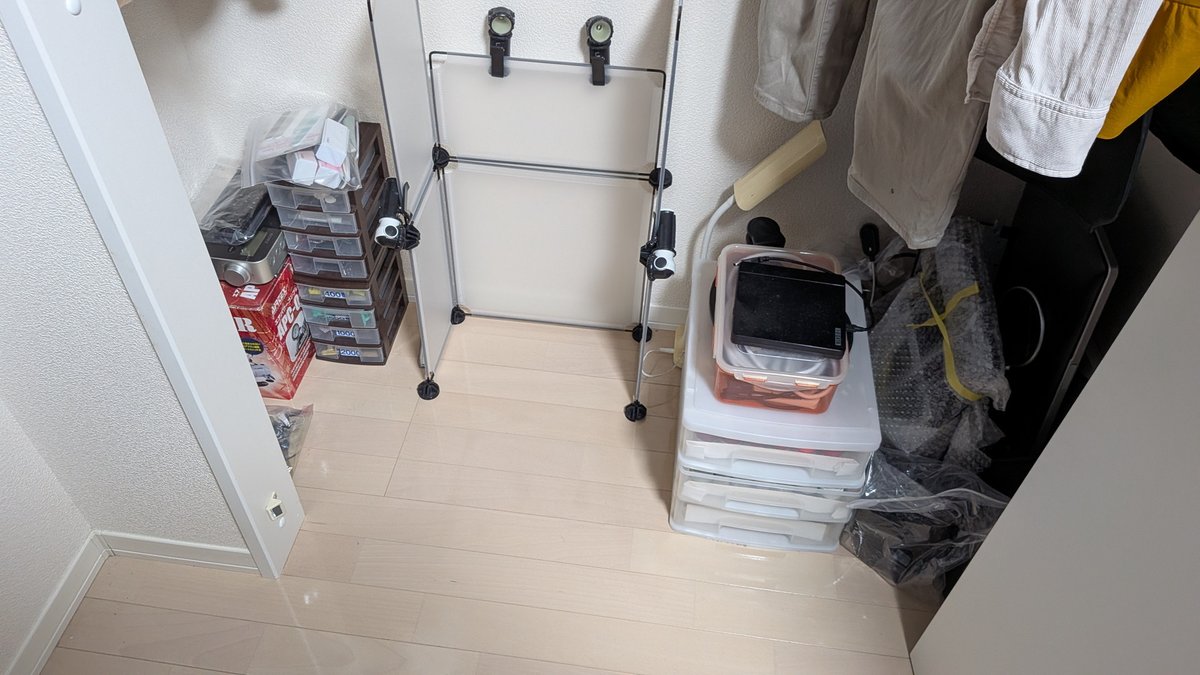 sennukisoft's tweet photo. どう過ごしたのか、
きちんと記録して把握するのは大事で、

模写や動画編集なら月50時間できる、
今月も結局プラモ月30時間片付け10時間やってた、

同人作業のフリーズからの抜け出し方も分かった、

それなら、
あとはそのエネルギーの使い道を変えるだけ…！ https://t.co/g6H3s5brgk
