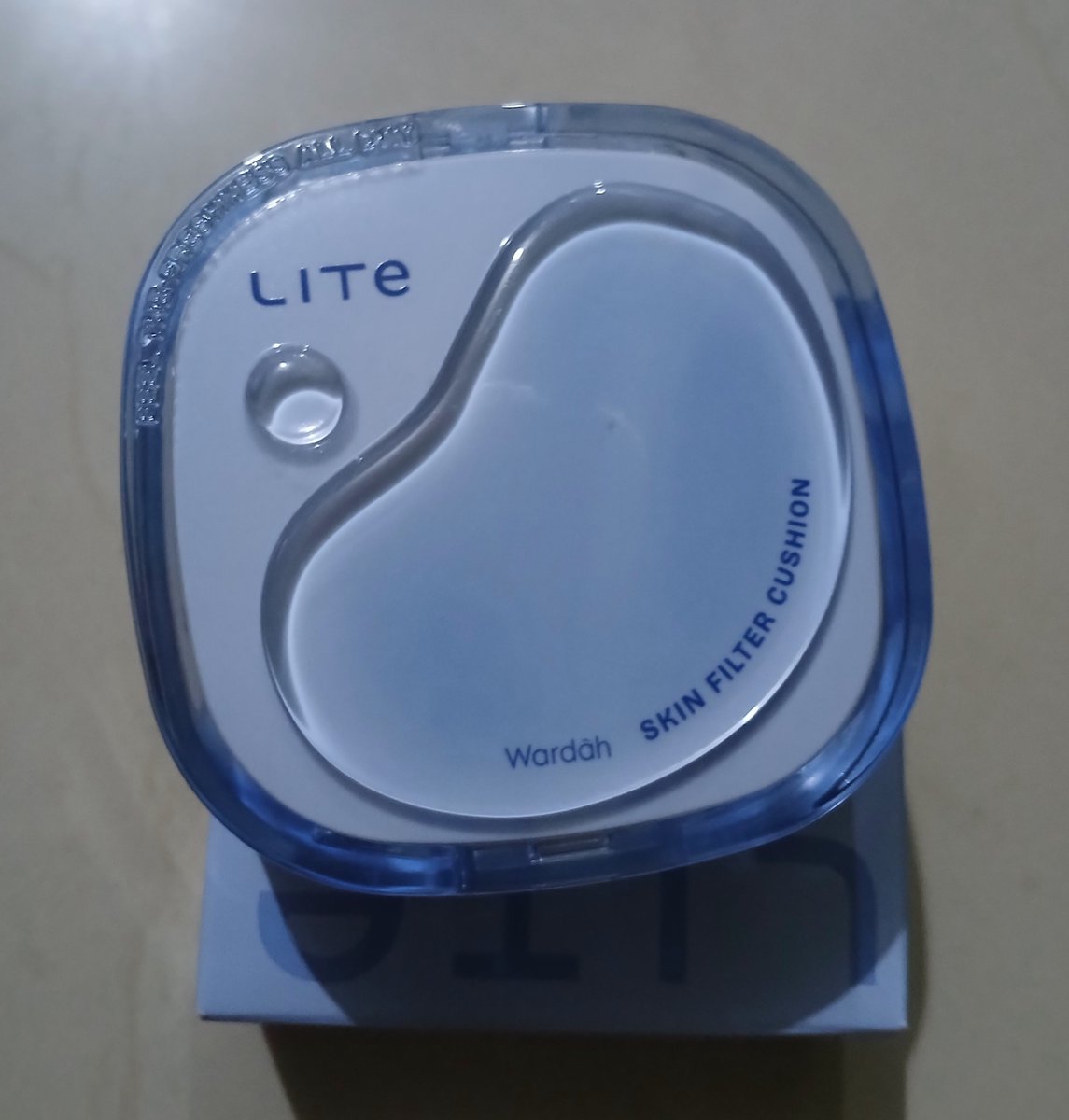bunchberrie's tweet photo. Wts - Wardah Lite Skin Filter Cushion shade 02 Linen

Baru dipakai sekali (kurang cocok)
70k (boleh nego) https://t.co/tuajruEeE4