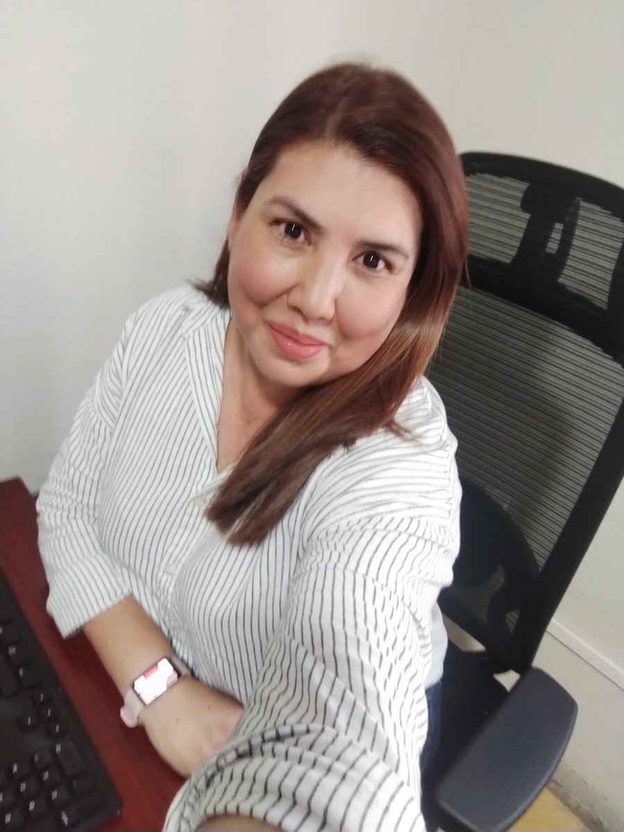 massielz's tweet photo. Porque todo fluye...para bien‼️ Julio misión cumplida‼️ 💪👩‍💻 #Construyendosueños https://t.co/E9457GDUlI