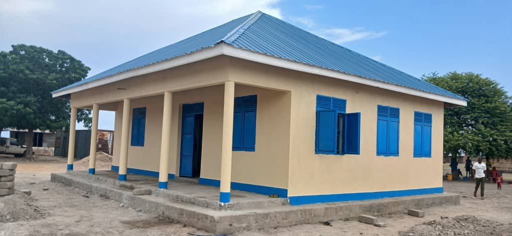ConflictFor's tweet photo. The construction of Bentiu Police Administrative office with support from UNMISS quick impact project is done https://t.co/7BJdnglhHr