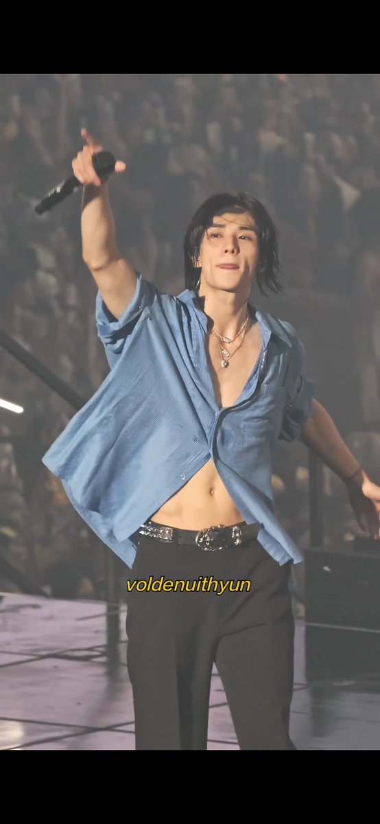 Khyhbc's tweet photo. Need an account dedicated just to Hyunwaist 😩 https://t.co/XS0XdSptHN
