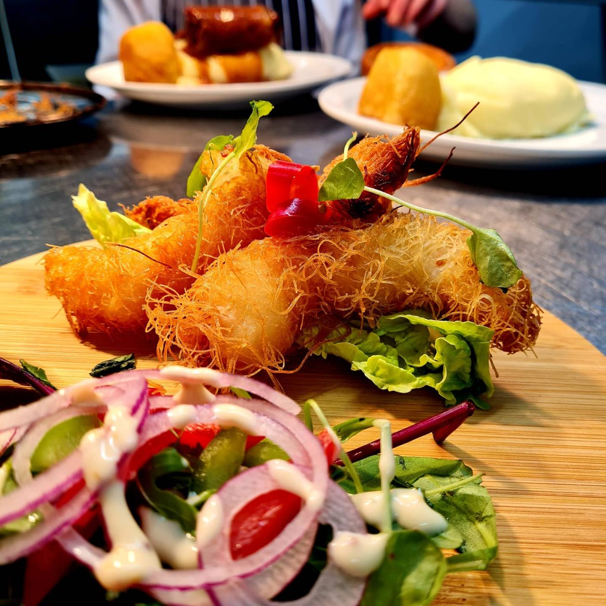 createdincavan's tweet photo. The Castle Sports &amp; Gastro Bar in Belturbet supports local producers in every single dish! Their chefs proudly use quality ingredients from local suppliers, creating a menu packed with flavour while supporting businesses across Cavan.

More info: https://t.co/eH3ogdNQp4 https://t.co/85GAUYxR9Z