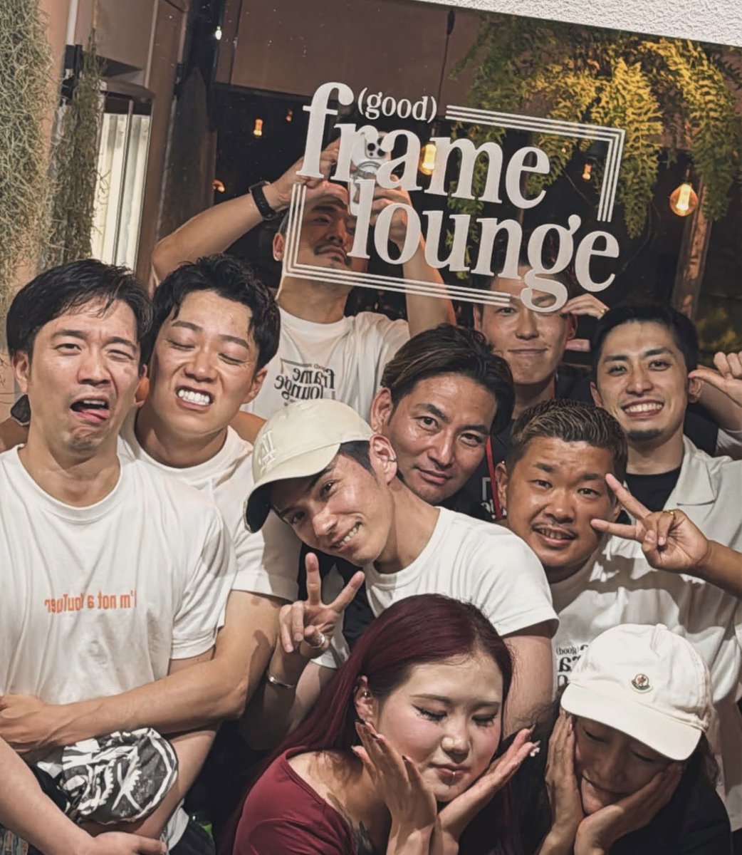 ATP3012's tweet photo. frame loungeでの最近😇

来週はめっちゃ久々のトイソルジャーのお手伝い！酒クソ弱いのにヘルプになる分からんけど💦笑 https://t.co/1Ex8CsNmxY