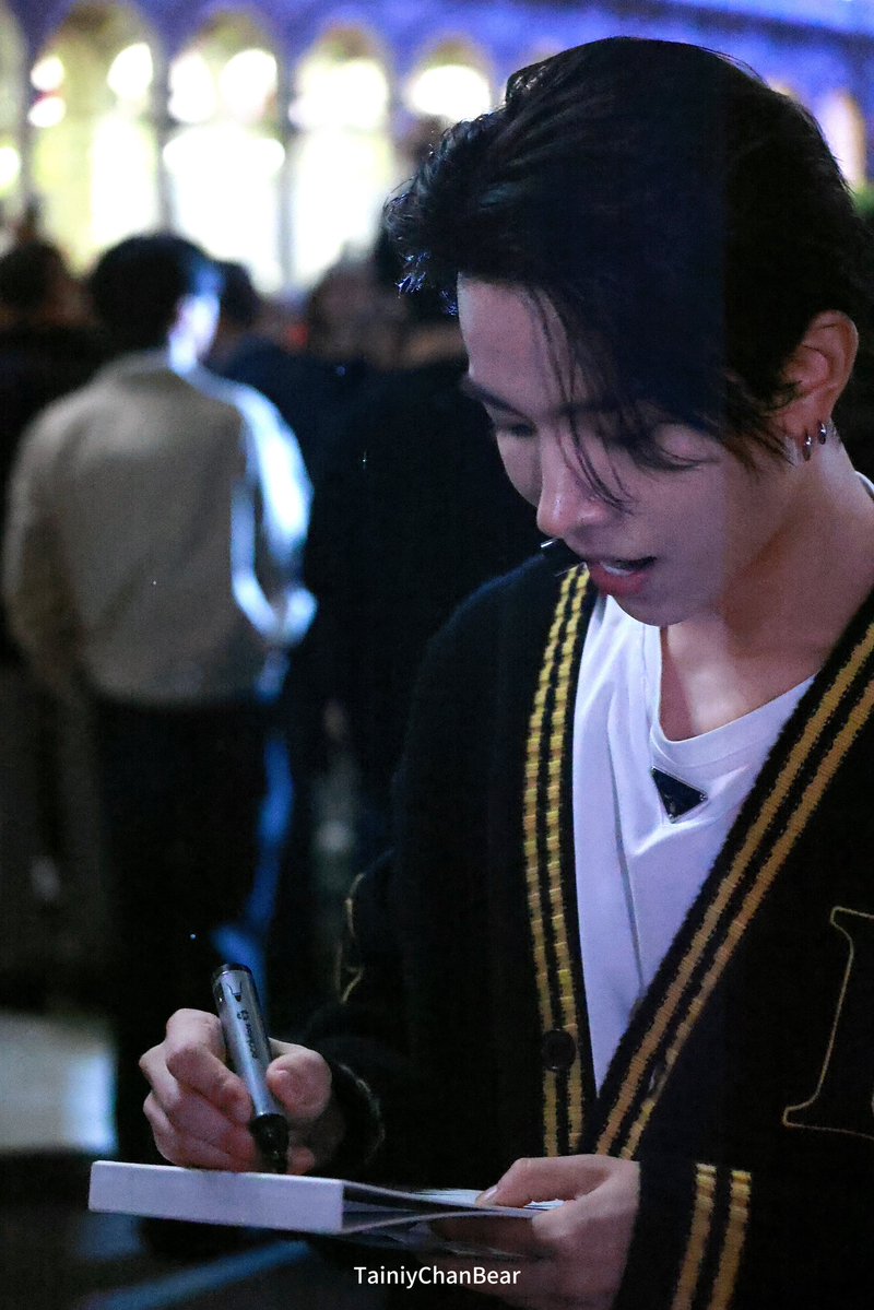 EVAN01ACE's tweet photo. ✍🏻 https://t.co/vsg4sWUUgQ
