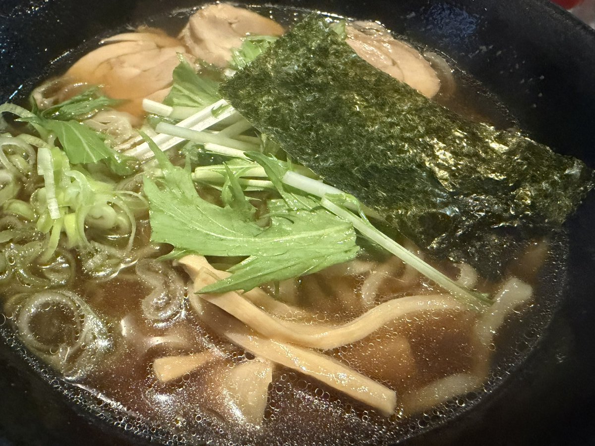 FRONTHOOK4's tweet photo. 食欲を止めてくれ https://t.co/AwX9u0OOsy