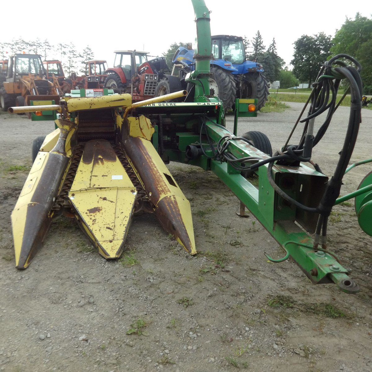 AllStatesAg's tweet photo. This John Deere 3950 Harvester just arrived at our Black Creek, WI salvage yard. If you need parts from this Harvester or any other, please call us at 877-530-2010. #JohnDeere #Harvester #allstatesag #partsasap https://t.co/9QmB9Za5qt https://t.co/C8j9vILjgY