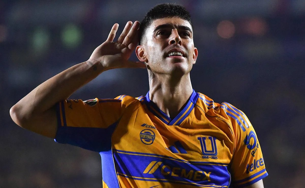 JaimeGarza94's tweet photo. Dentro de TODO lo que hizo mal ayer Tigres, yo quiero destacar la actitud de Juan Brunetta, que fue el único que intentó algo diferente en el partido y se hizo presente en los dos goles.

Ojalá y se mantenga en este nivel. https://t.co/J4w2wgyAlB