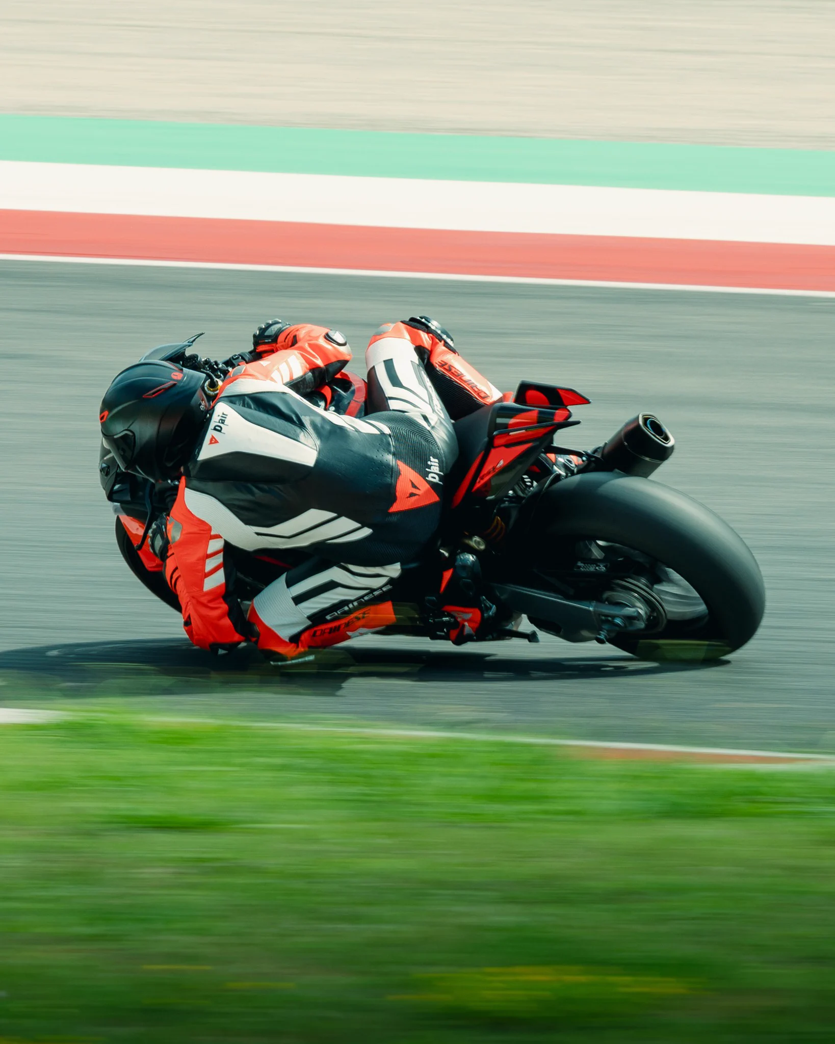 ダイネーゼジャパン公式 (Dainese Japan) a X: 