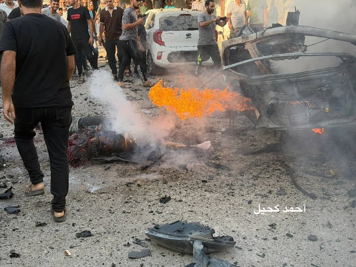 MosabAbuToha's tweet photo. Oh my God!!!!
Israel has just slaughtered and burnt to death at least four Palestinian in a terror attack on a car in Gaza City.
Bodies on fire.
Israel is terrorist. https://t.co/RURvZK89nf