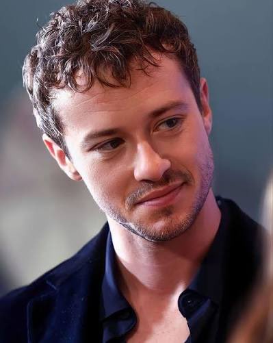 munsonsnegan's tweet photo. have you 🫵 seen this man? https://t.co/LEoAFRDn3s