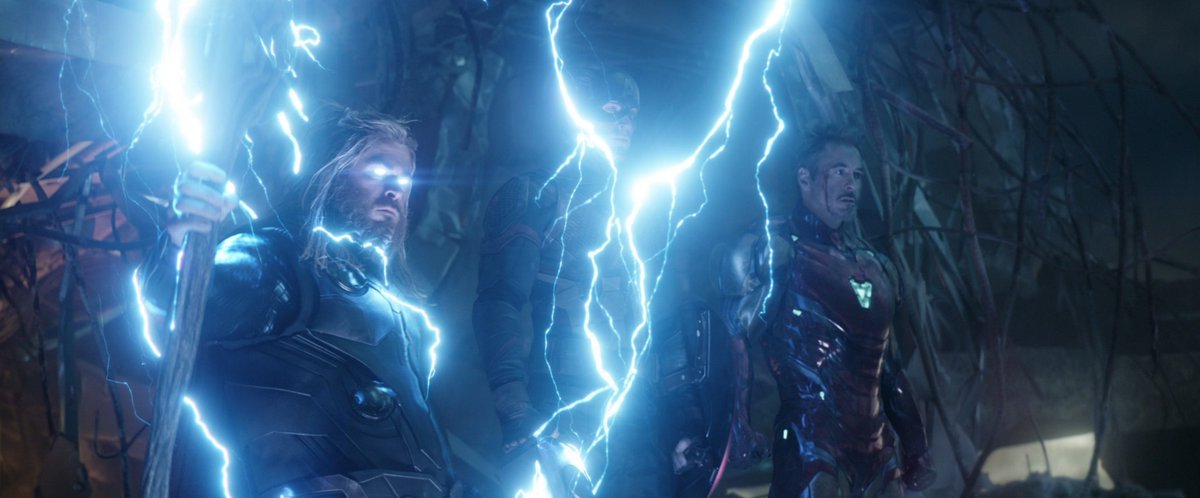 nacaomarvell's tweet photo. As maiores estreias da história do cinema 

1. Vingadores: Ultimato - 1.2B
2. Homem-Aranha: Um Novo Dia - 875M 🆕
3. Vingadores: Guerra Infinita - 640M
4. Homem-Aranha: Sem Volta Pra Casa - 600M
5. Zootopia 2 - 560M https://t.co/R3B4JOPAts