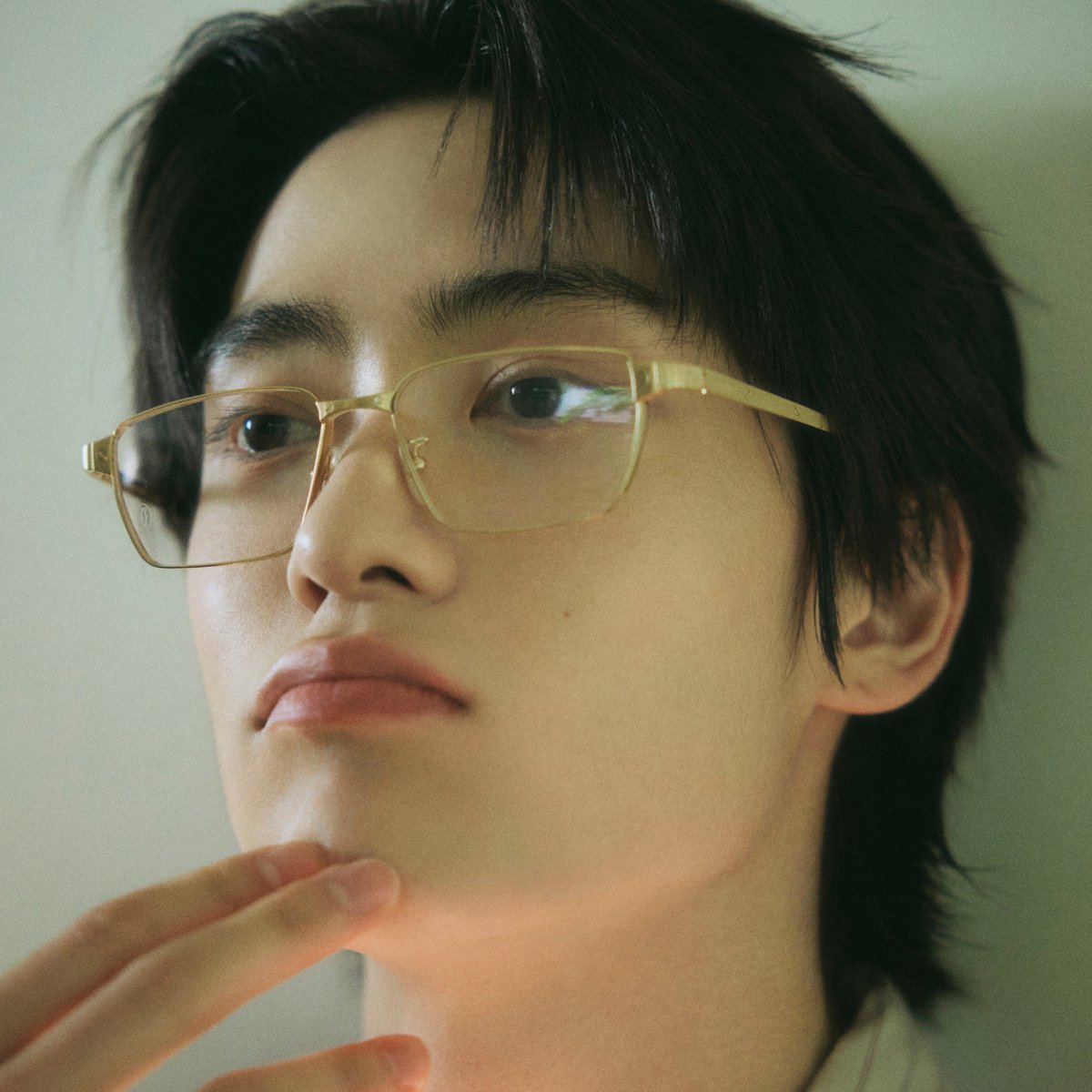 JJHLOOKS's tweet photo. 👓 https://t.co/ifQwHXclq1