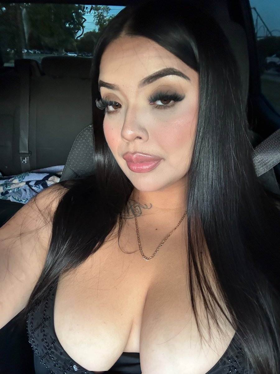 amxshiesty's tweet photo. Rt for a surprise😽

#selling #dtx #dfwfreaks #Fwtx #latina #chudai #baddie #dallas #content 

Subscribe to Onlyfans @amxhiesty  💚 https://t.co/OQ1UXTzAMO