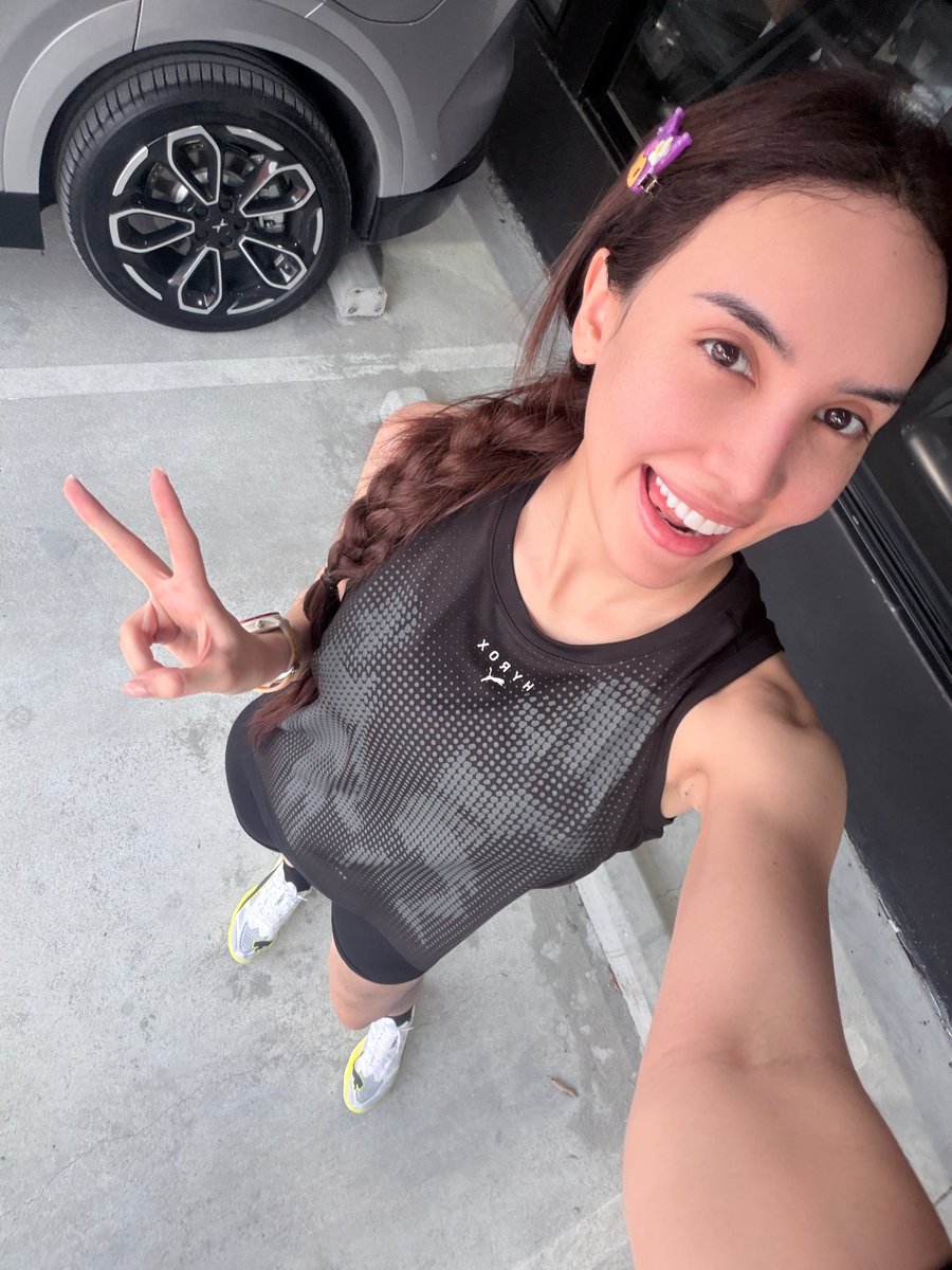 Michellebehrm's tweet photo. ผลประกอบการซ้อมวันนี้ มอมแมมมาก 😜 https://t.co/StHBvSwHOj