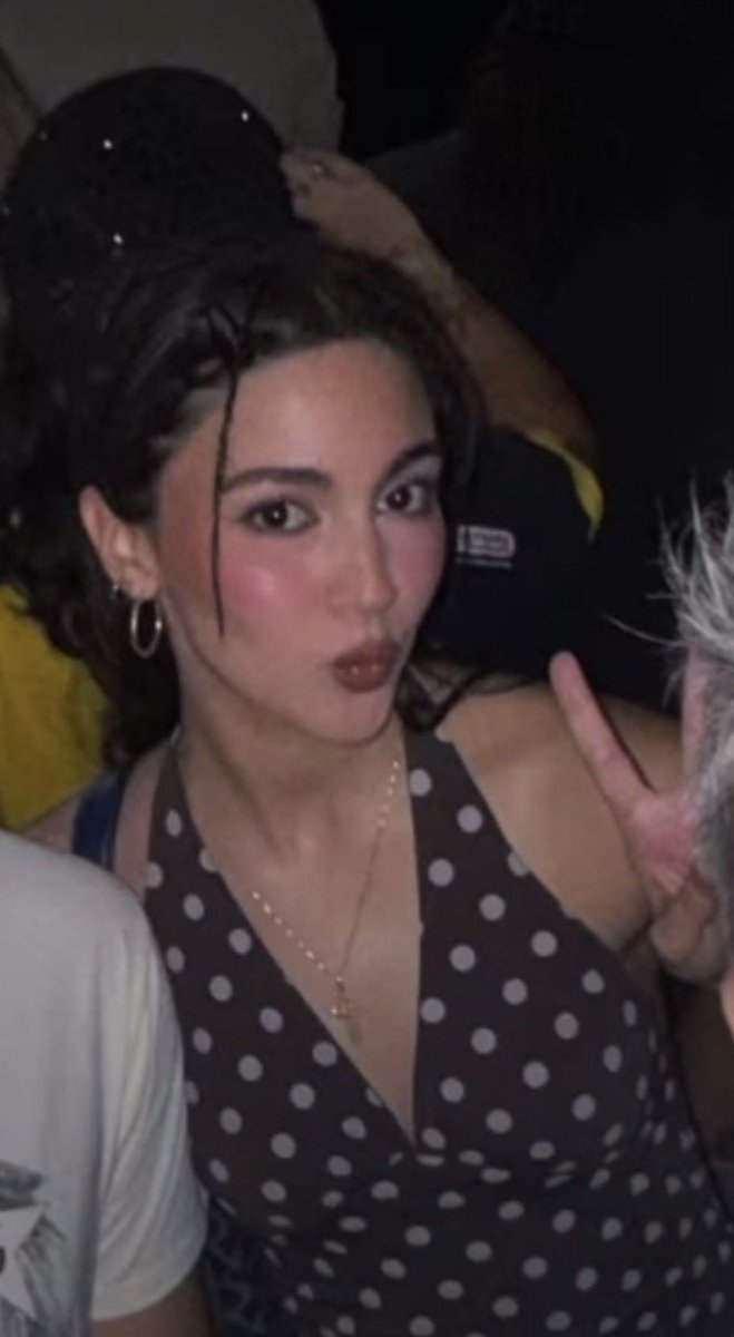 digsomething97's tweet photo. ARE WE FUCKING SERIOUS LIKE ARE WE FR ARE WE DEADASS LIKE OH MY GOD WHAT THE HELL HOLY SHIT GOODNESS ME JUST WHEN I THINK SHE CAN’T GET MORE BEAUTIFUL SHE DOES THIS SHIT LIKE ALEJANDRA HOW COULD YOU ABFSSIZKXDTQPASJTXXULCXS https://t.co/VRb3xeAoMs