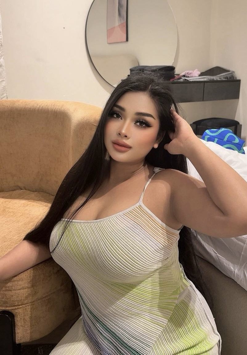 tecrindah's tweet photo. #lady_riyadh
#ladyboy_riyadh
#ladyboy_both_in_riyadh

Elegance is my attitude. 🖤🥂💎✨ https://t.co/dn60xQqefj