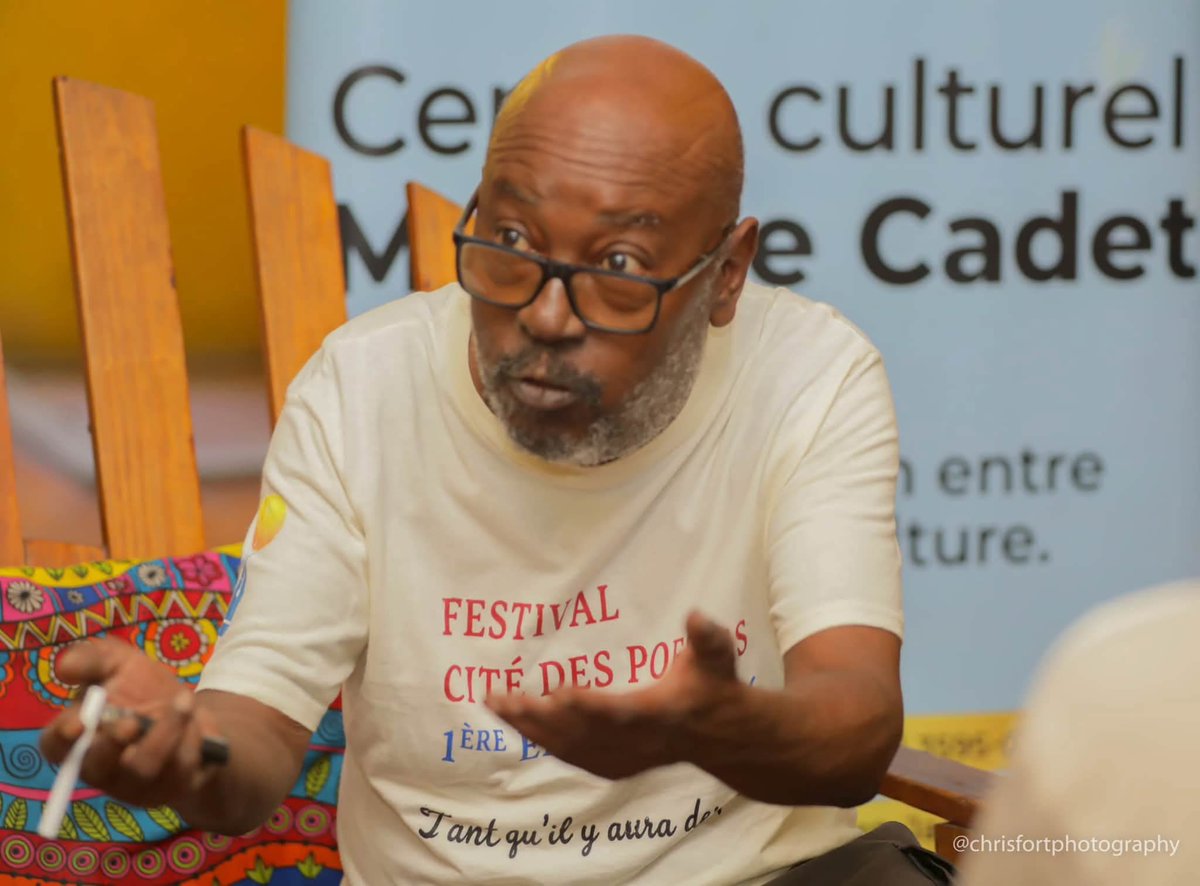 FPWConnexion's tweet photo. L’écrivain haïtien Lyonel Trouillot est l’invité principal du Centre culturel Maurice Cadet, du 1er au 8 août 2026. Rencontres littéraires, lecture et échanges visent les jeunes à Jacmel.
@FPWConnexion https://t.co/qAER4btkg7