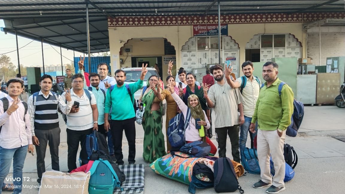 KoliBantee's tweet photo. आठ युवा मित्र हुए मौत को सवार और कितने के जान से खेलेगी भजनलाल सरकार 
#जस्टिस_फॉर_युवा_मित्र
@narendramodi @BhajanlalBjp
@Cockroachisback  @AshutoshRanka @ashokgehlot51 @BJP4Rajasthan https://t.co/YujocWauOe