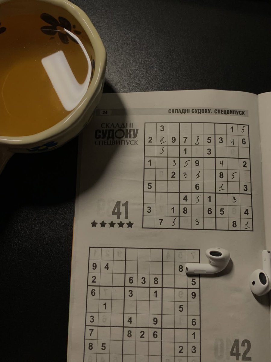staalakint's tweet photo. ᅠᅠ 
📍 Caffe Reggio, NYC. 
        10.30 PM

Esteban: You want it you name it
Me: Sudoku 
Esteban: Crazy, but deal. 
 ᅠᅠ https://t.co/kYLvK4rDcJ