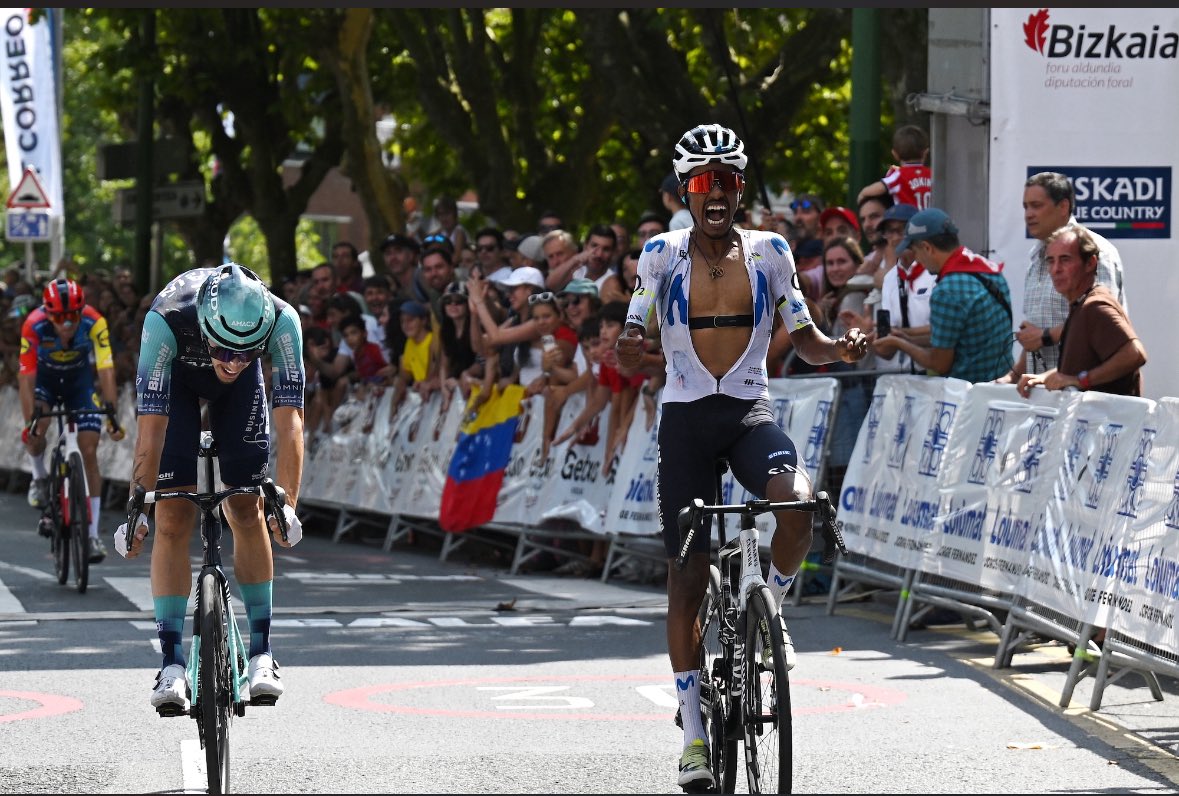 4AfricanVision's tweet photo. NATNAEL TESFATSION TAKES CIRCUITO DE GETXO! 🏆🇪🇷 
Brilliant tactics and pure grit from the Eritrean to fight back after being distanced on the final climb and nail the uphill sprint!
What a moment for him and @Movistar_Team! 🚀 https://t.co/1J76zxhZec