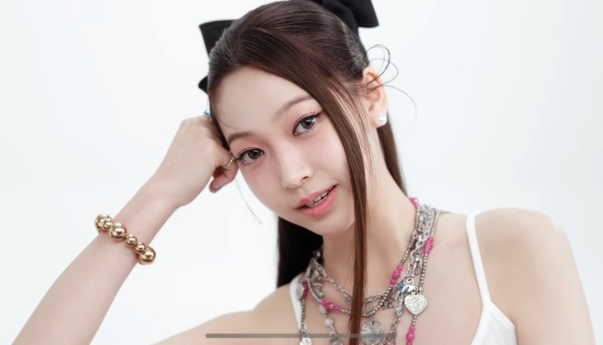 seahshellll's tweet photo. i wonder if both #jia and #seah are #tuide ‘s visuals? https://t.co/aqnAEbyWJ8