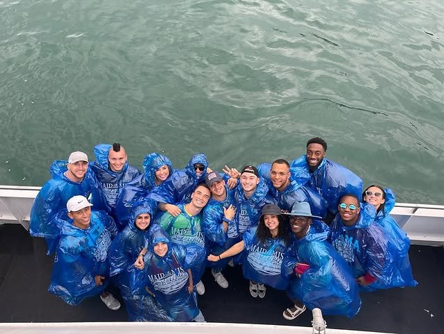 Andy_Cosferent's tweet photo. Happy 4th from me and mine ,we went on a boat today #tourlife https://t.co/1yZbGSSp0n