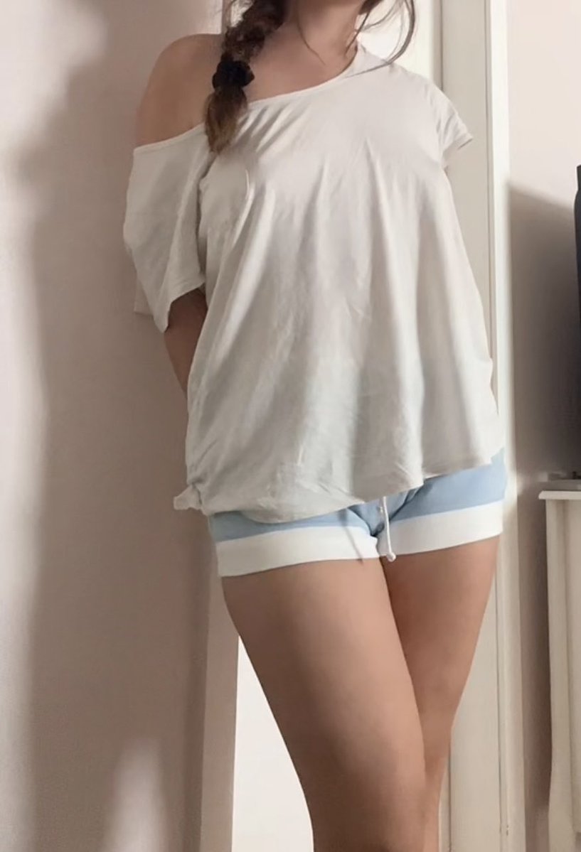 cnccuddlz's tweet photo. Perving on ur sister again? #nsfwtwtً #littlesister #brosis #agegap #ecchi #lewd #cnc #fauxcest https://t.co/AKJF9uqzU6