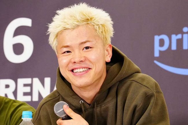 Runba8290's tweet photo. 【みんな那須川天心にリスペクトが足りなすぎる】

17歳でRISEキャンピオン

19歳でロッタンと激闘の末勝利・RIZINに参戦し、MMA4戦4勝

20歳でメイウェザーと対決

23歳で東京ドーム5.5万人動員し武尊に勝利
46勝無敗でボクシングへ

24歳でボクシングプロデビュー

27歳で7連勝・転向3年で世界戦し初の敗北を経験

28歳、2度目の世界戦リベンジマッチ