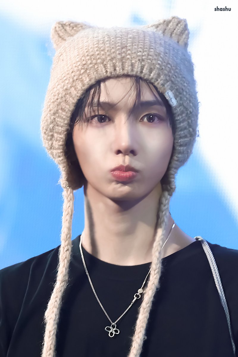 myeongiwa's tweet photo. jaehyun with his "🥺🥺🥺" eyes.. omg he's so cute
https://t.co/bXDcNdeJc0