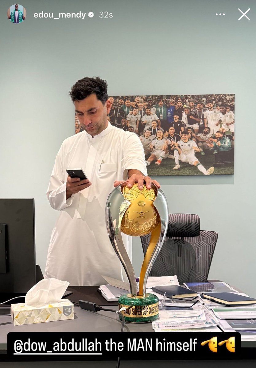 fahd47_'s tweet photo. كفاءة ادارية يشهد لها بالاخلاص والتفاني بالعمل من ابرز قادة الفريق مثل ميندي ومحرز ويجي معلق سلتوح برتغالي يبغى يطيره والله العظيم الكلام خلص !!! https://t.co/m4ZpANv5Dc