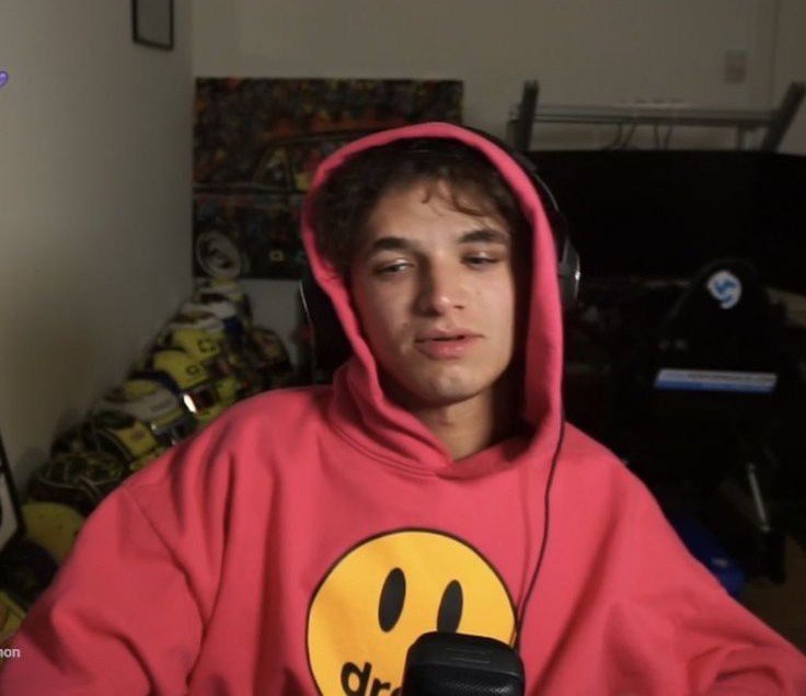 Pray4Landussy's tweet photo. My most fav Lando streams looks ever, he looks so cute and soft 🥺 https://t.co/amfufPAcM0