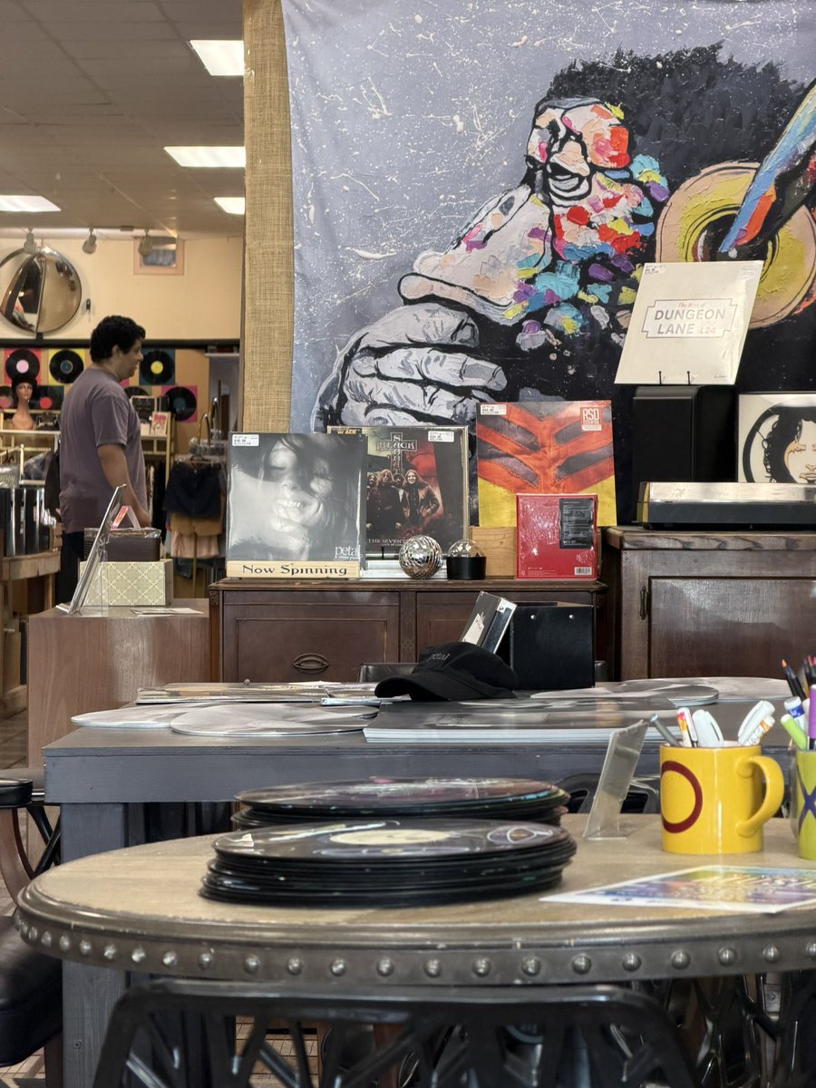 badthinggrande's tweet photo. target run + petal listening party 🤍 https://t.co/qB5e2h3hNx