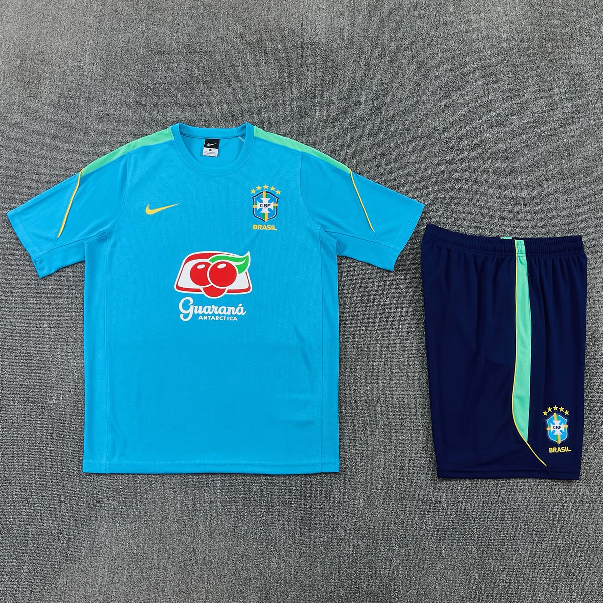 Pitchpr0's tweet photo. Training kits Available
Size:M to 2XL
Price:20k
Location Kaduna
Delivery Nationwide

⚠️ PitchPro is an independent brand. We are not affiliated with, endorsed by, or sponsored by any football club, league, or sportswear brand. https://t.co/UbvofLYrwG
