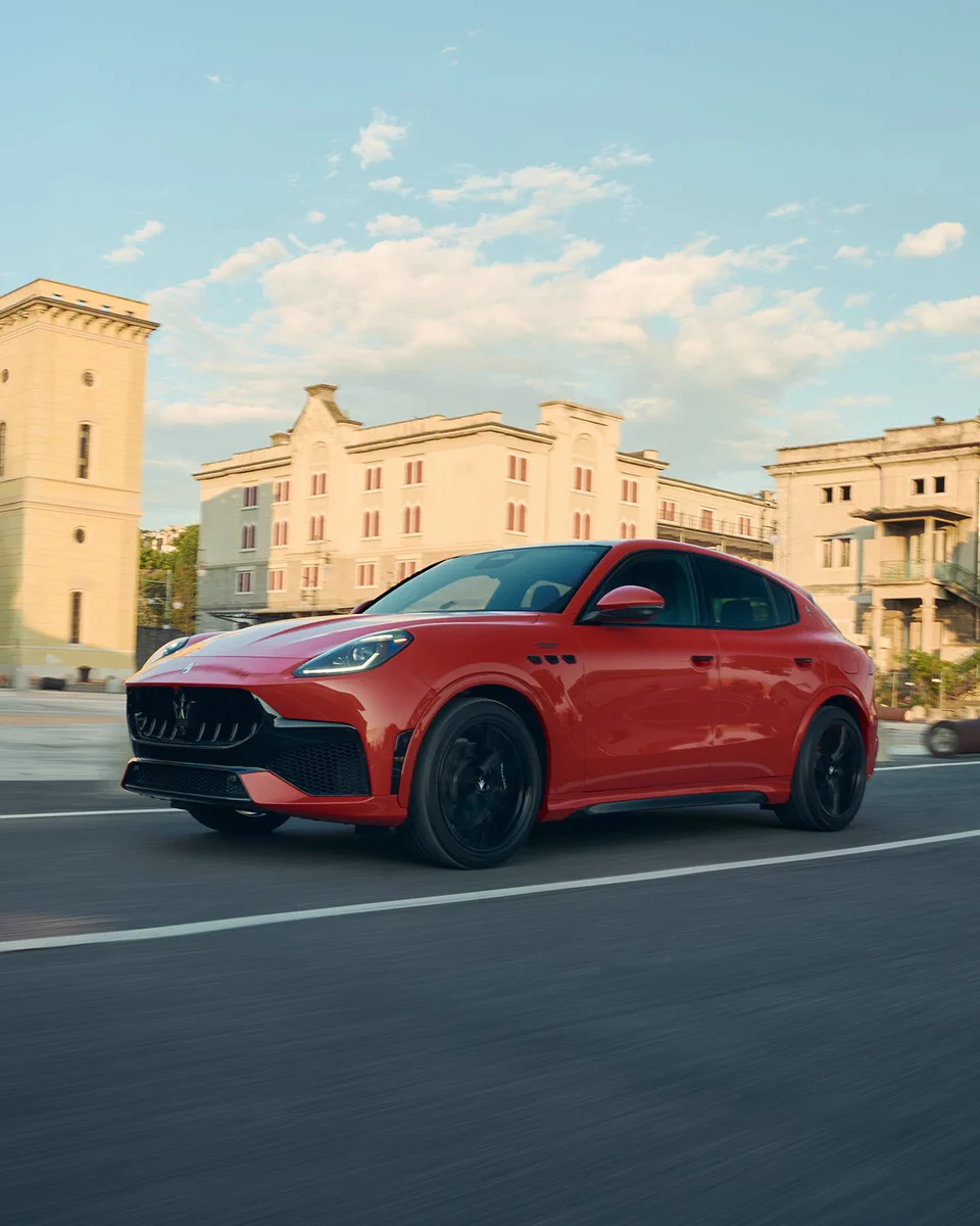 Maserati on X: 
