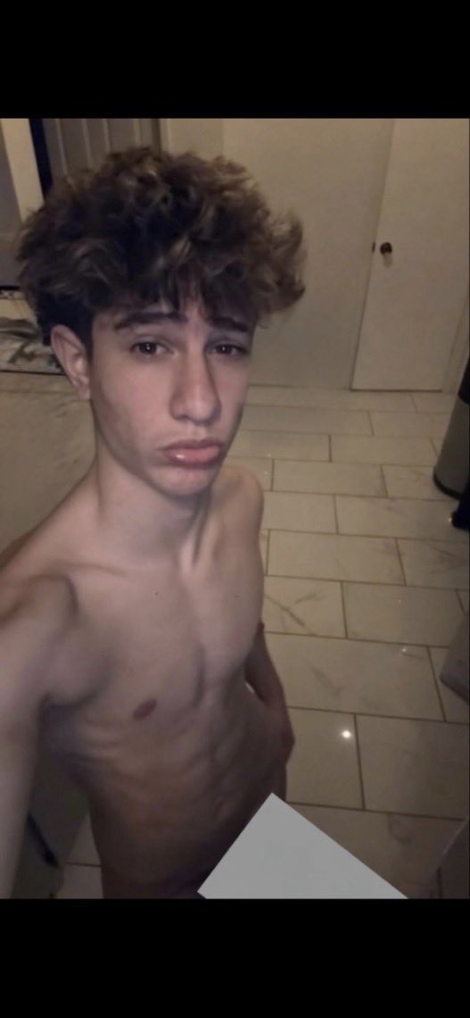 BaitRequest2233's tweet photo. Nidal 🔥🔥📸

https://t.co/ozAg68g097 https://t.co/nHdpH1Kf8a
