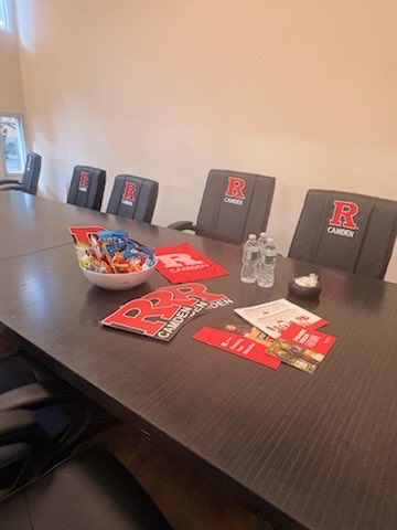 Avaloveshoops's tweet photo. Thank you @CamdenRutgersWB for having me on campus. Great facilities and 3+3 law program! #goscarletraptors https://t.co/Iy67LiN6KS
