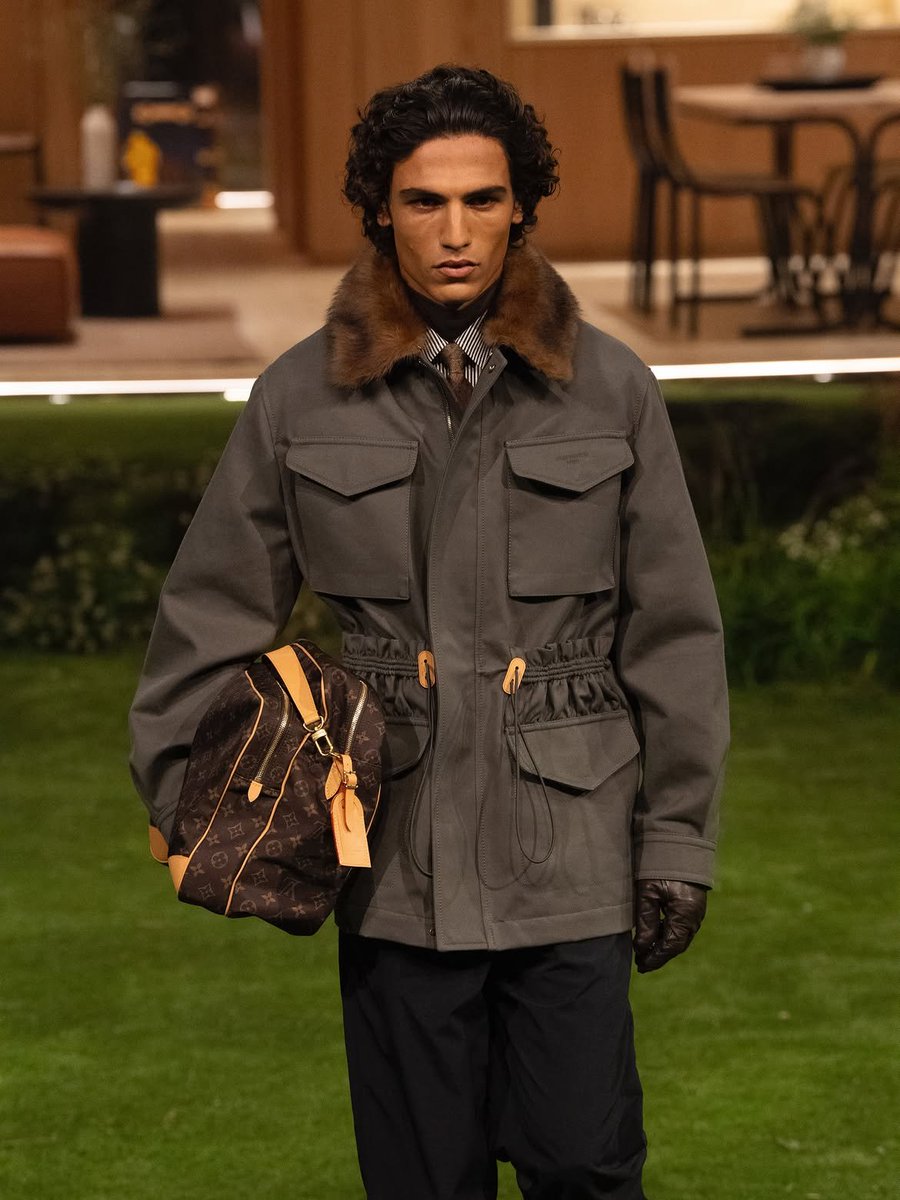 VAYSORAUK's tweet photo. The @louisvuitton Fall-Winter 2026 collection 
At VAYSORA,  world's most prestigious fashion houses.

VAYSORA
Always Original. Always VAYSORA.

#VAYSORA #AlwaysOriginal #LouisVuitton #LV #LVFW26 https://t.co/PvpHUPkYH3